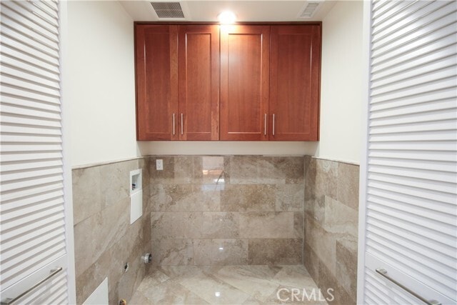 Building Photo - 150 Orangewood Ln