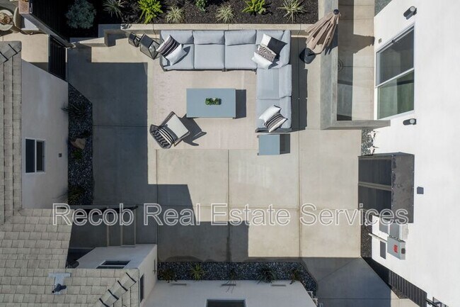Building Photo - 4685 49th St