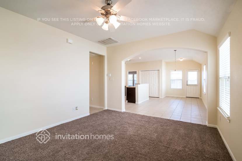 Building Photo - 5919 Deep S Dr