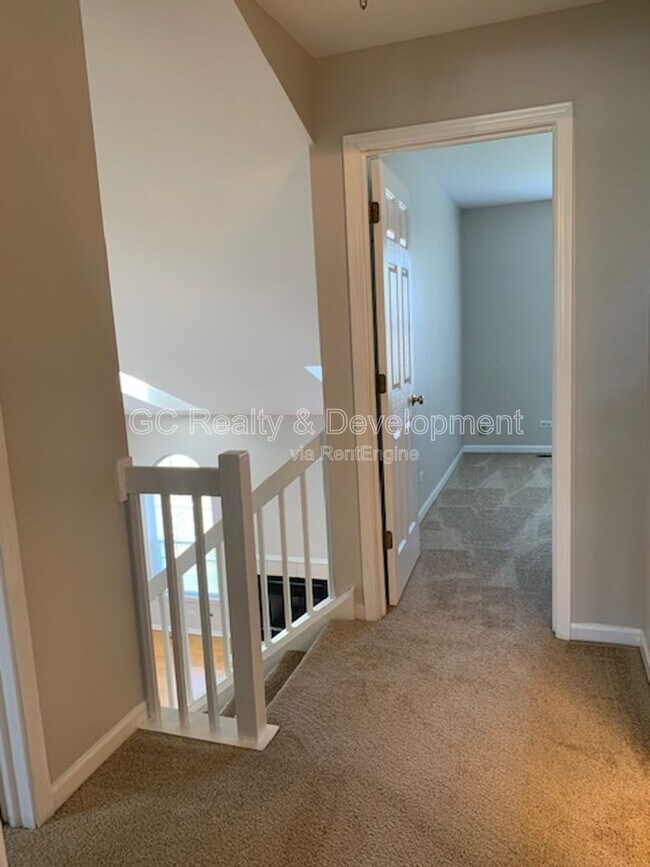 Building Photo - 5474 Ridge Crossing