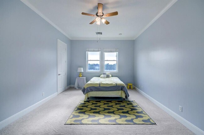 Building Photo - 4626 Braeburn Dr