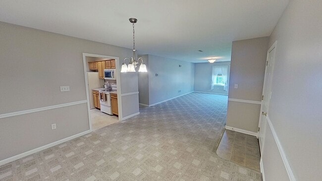 Building Photo - Desirable Townhome in 55+ Community