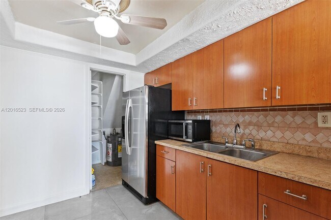Building Photo - 1363 NW 66th Ave