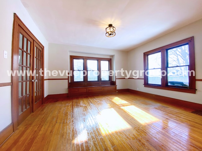 Building Photo - 3BR Beauty with Hardwood Floors + Remodeled Kitchen + Fenced Yard!