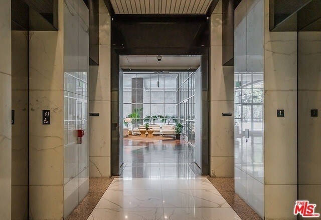 Elevators - 801 S Grand Ave