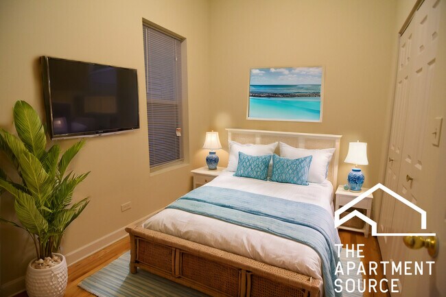 Building Photo - 3805 W Belmont Ave