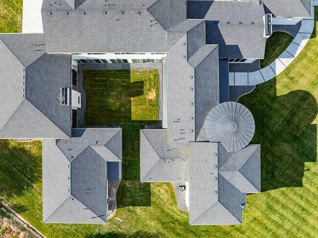 Building Photo - 12401 Rivendell Ct