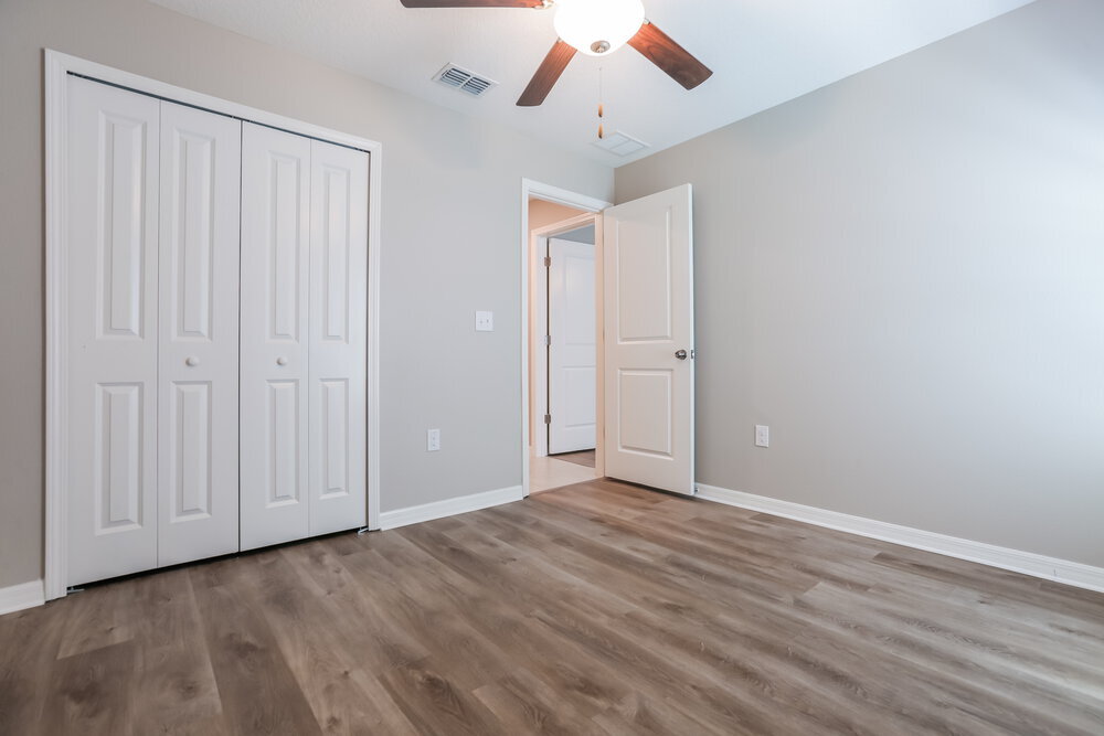 Building Photo - 6983 KIng Creek Dr