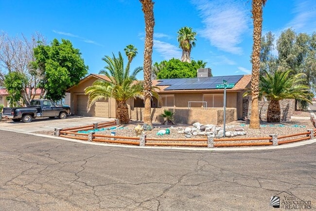 Building Photo - 12408 E Calle Maria