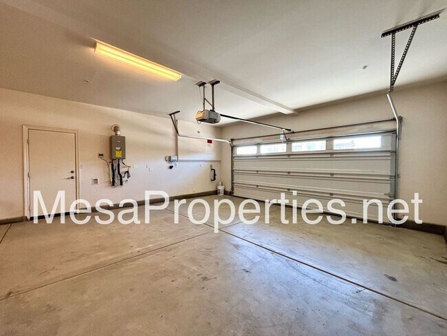 Building Photo - 12302 Del Sur St