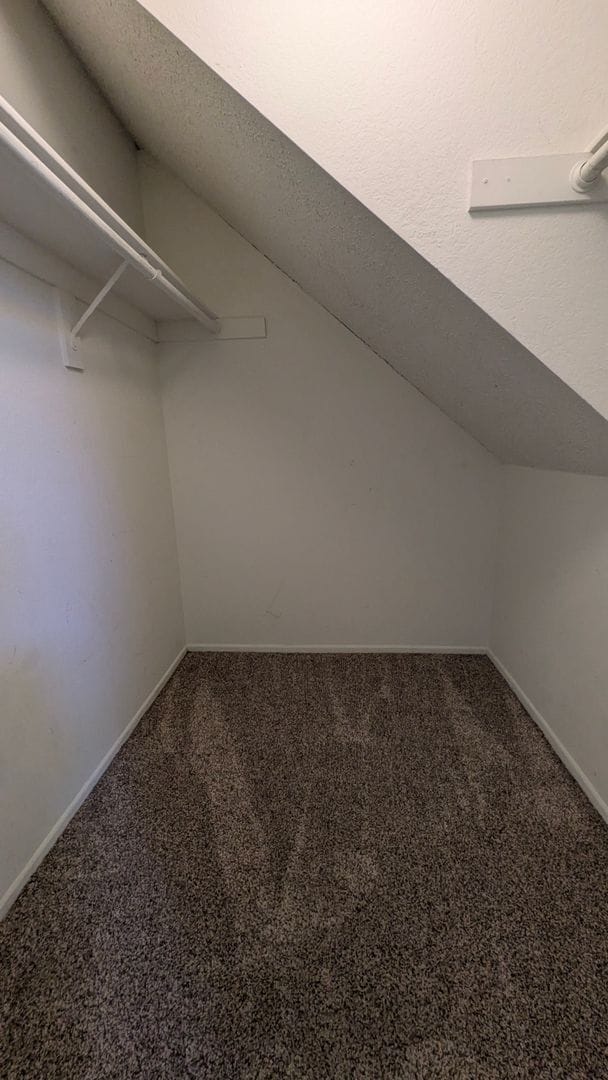 Building Photo - Cute two bedroom condo