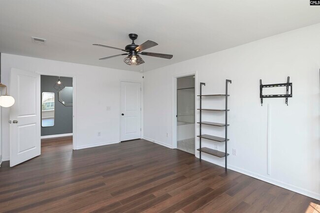 Building Photo - 834 Parnell Ct