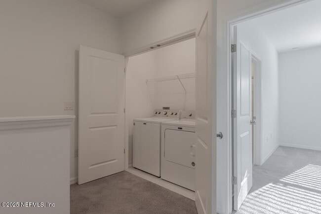 Building Photo - 13114 Annie’s Walk Dr
