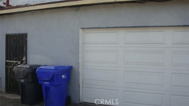 Building Photo - 31 Paradise