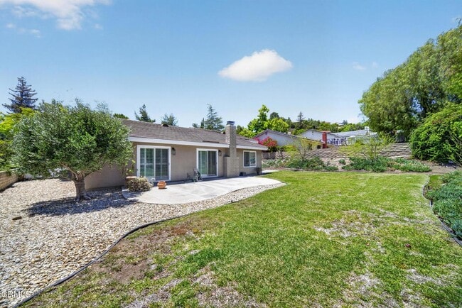 Building Photo - 1502 Briarglen Ave