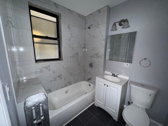 Building Photo - 2666 E 77th St