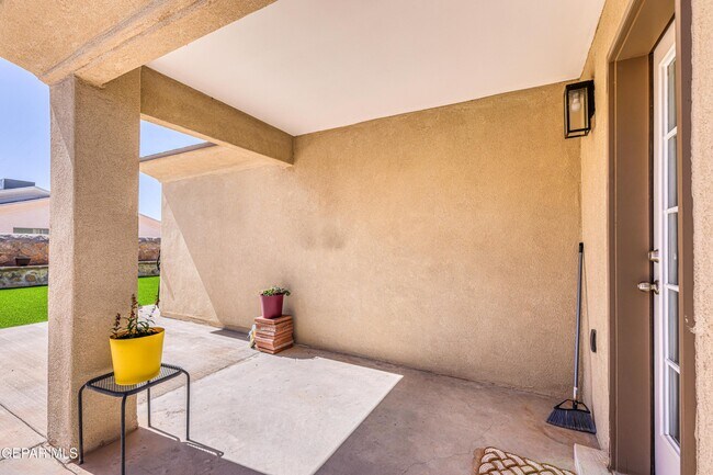 Building Photo - 12441 Polo Norte Dr