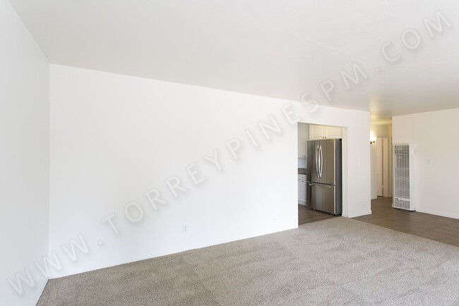 Building Photo - 1 MONTH FREE! 3 Br House with Garage, W/D ...