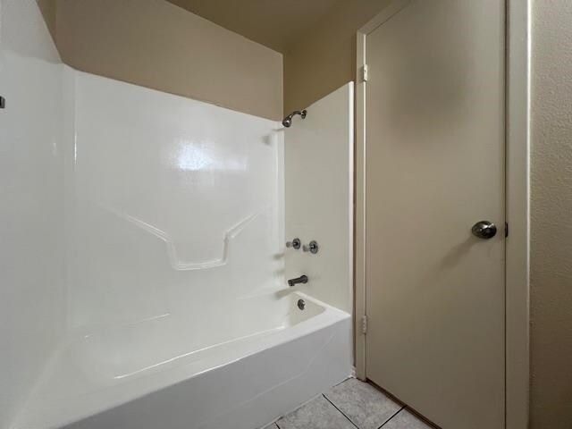 Building Photo - 1502 E San Pedro St