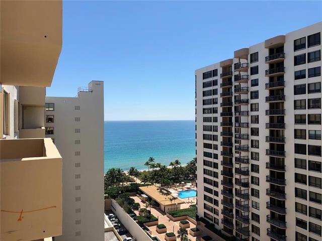 Building Photo - 10185 Collins Ave