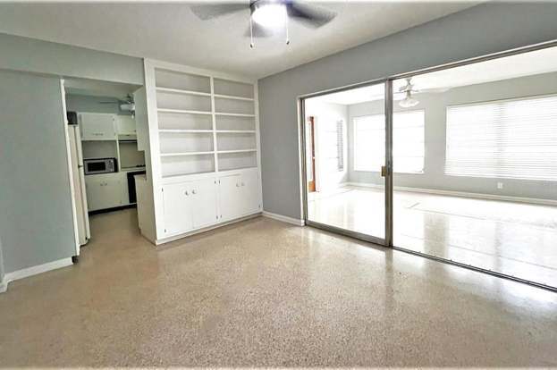 Building Photo - 1001 Brookside Dr