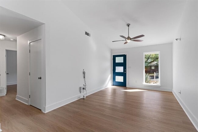 Building Photo - 4807 Aberdeen Dr