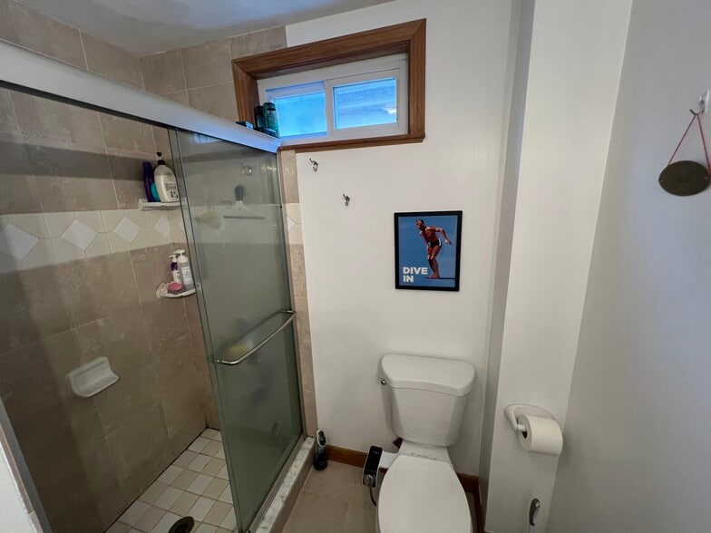 Building Photo - 35 Hancock St