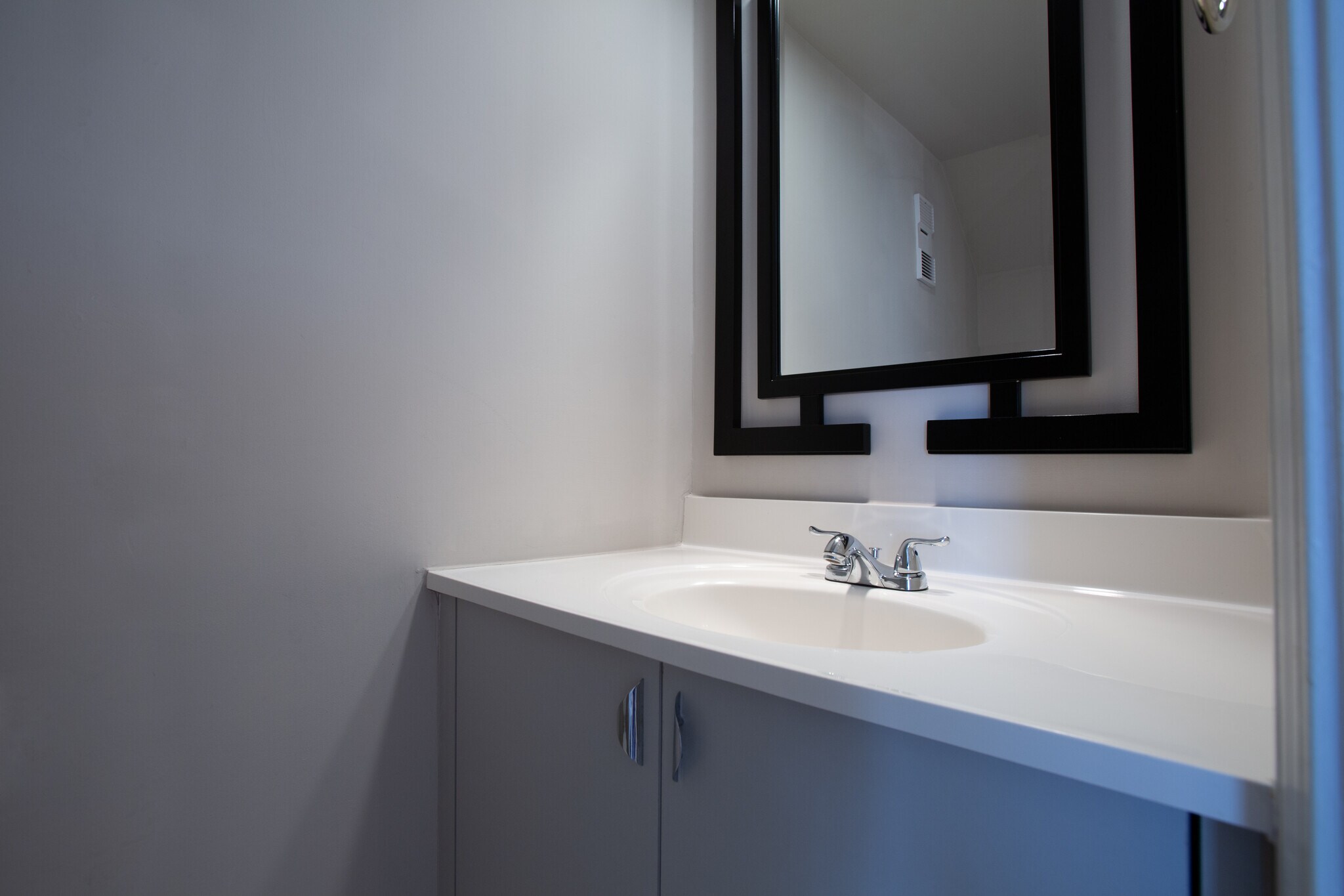 Building Photo - 1605 Deford Bailey Ave