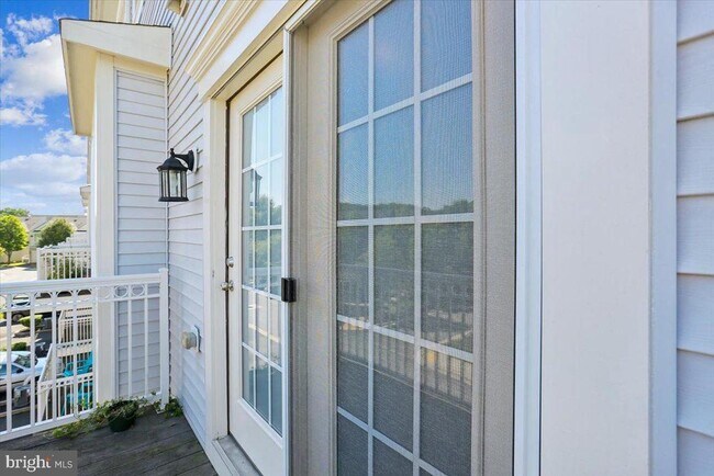 Building Photo - 402 Orchard Ridge Dr