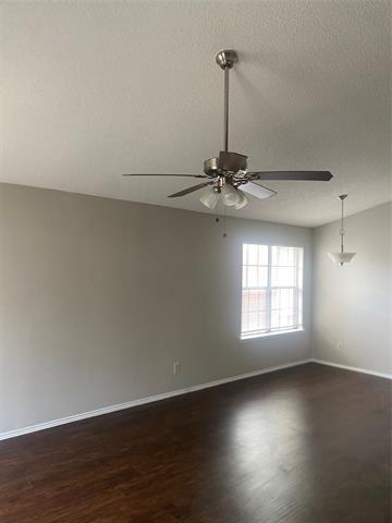 Building Photo - 421 Sims Dr