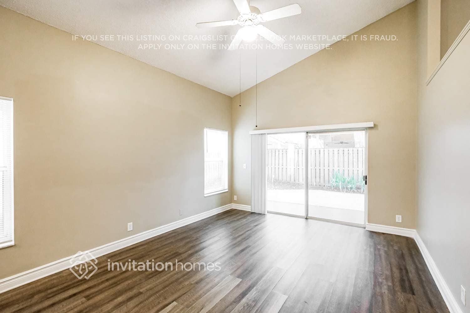 Building Photo - 6821 NW 28th Pl
