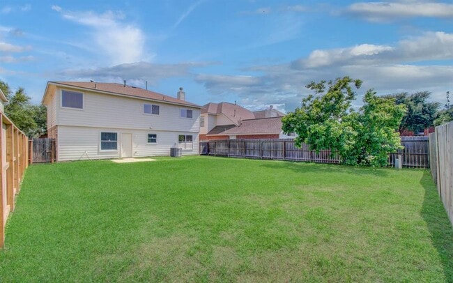 Building Photo - 9007 S Ferndale Pl Dr