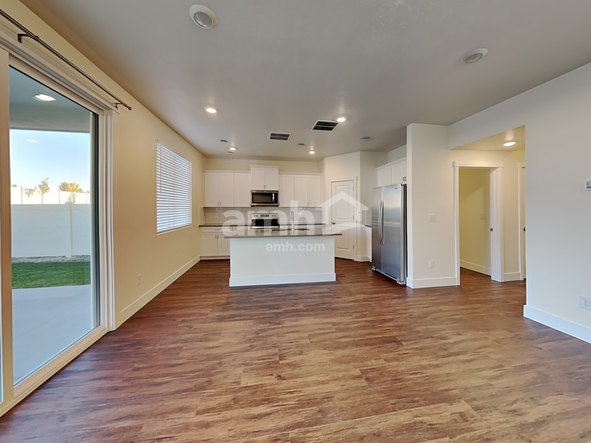 Building Photo - 4060 S Slate Creek Ave