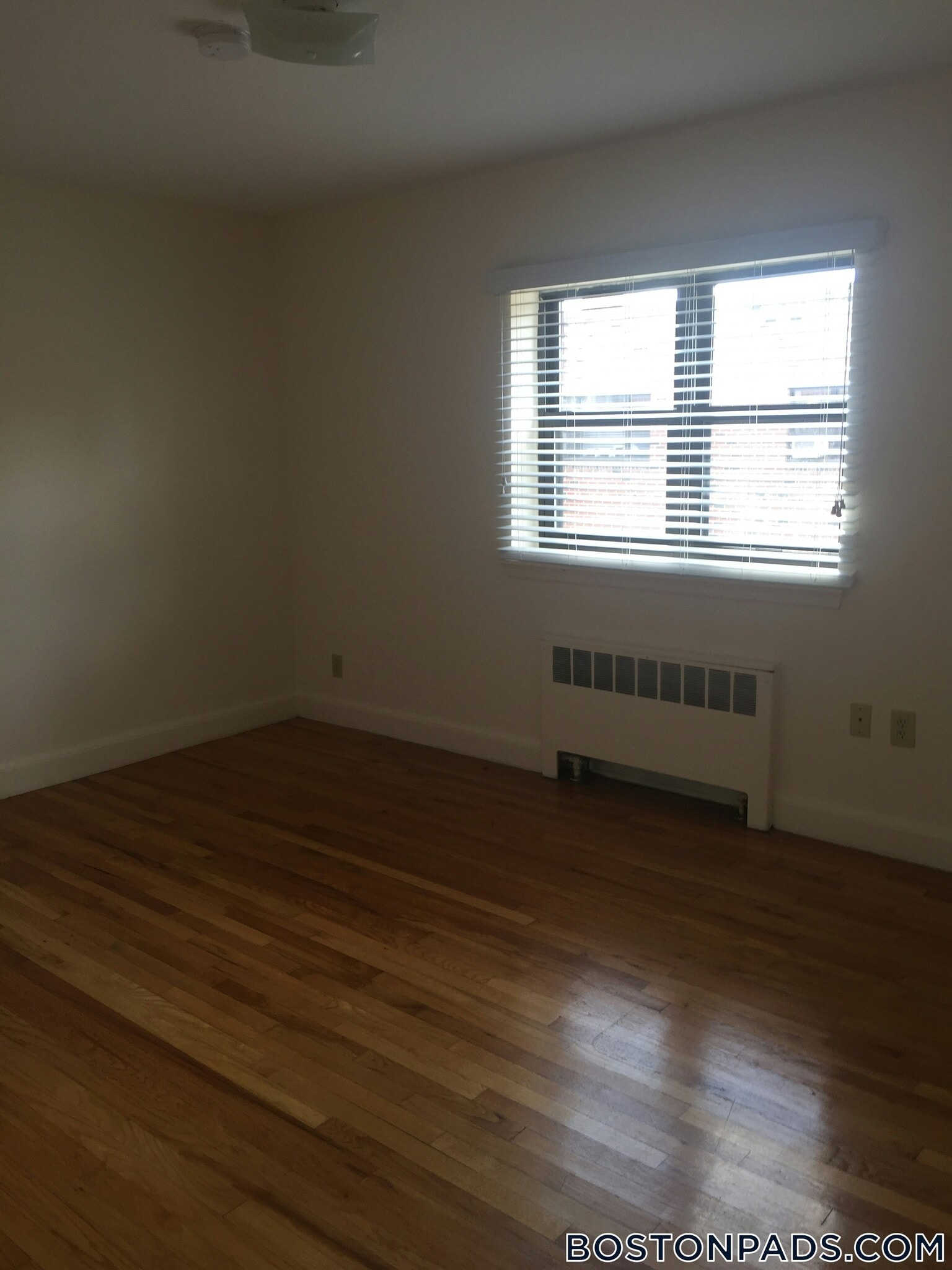 Building Photo - 32 Newcastle Rd