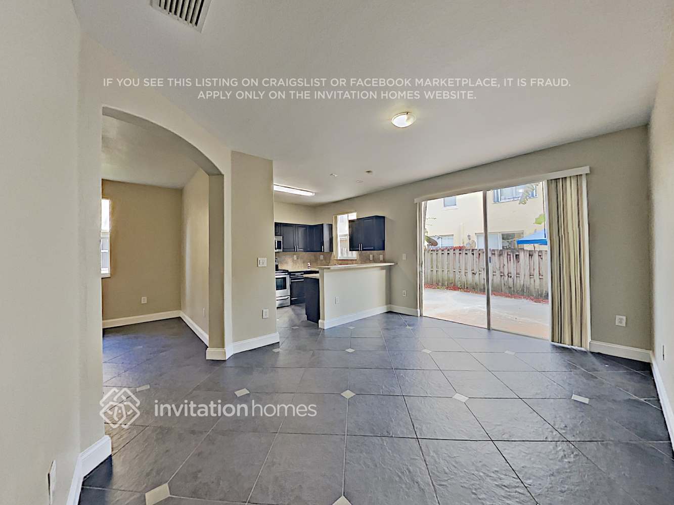 Building Photo - 15050 SW 9th Terrace