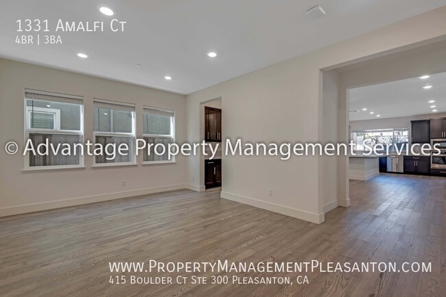 Building Photo - 1331 Amalfi Ct