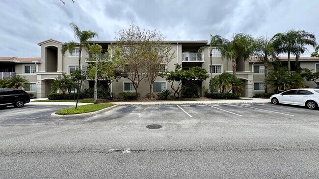 Building Photo - 5055 Wiles Rd