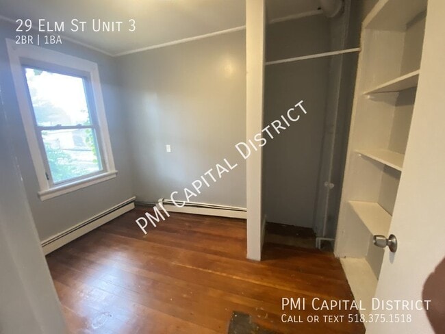 Building Photo - 29 Elm St