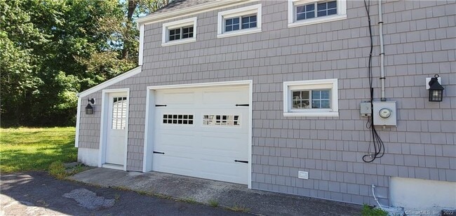 Building Photo - 246 West Ave