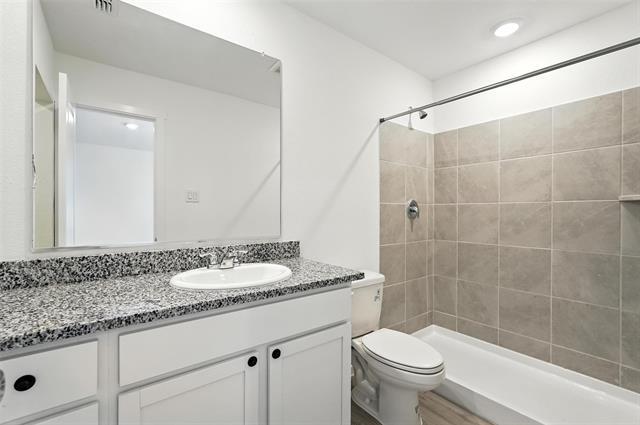 Building Photo - 926 Woodstork Wy