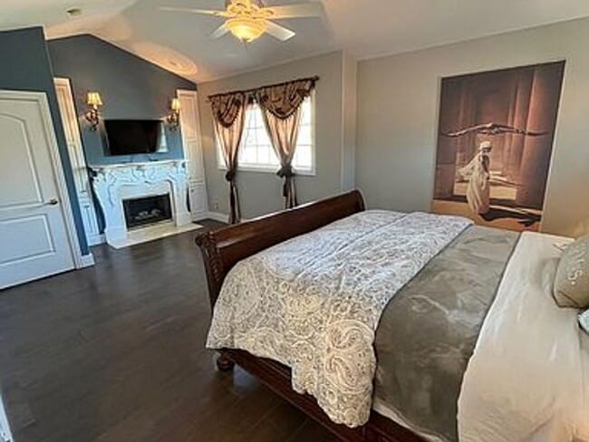 Building Photo - Westlake Village First Neighborhood Cul-De-Sac Home ** Non-Smoking Home/Property**