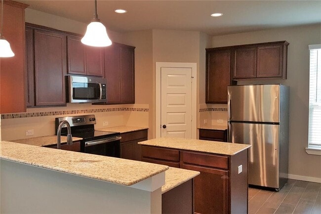 Building Photo - 105 Wickersham Rd