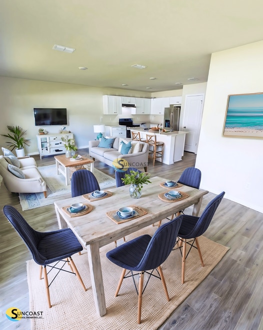 Building Photo - 22 Service Tree Pl