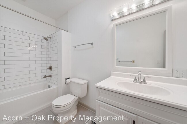 Building Photo - 3 br, 2.5 bath House - 2401 Perkins Rd