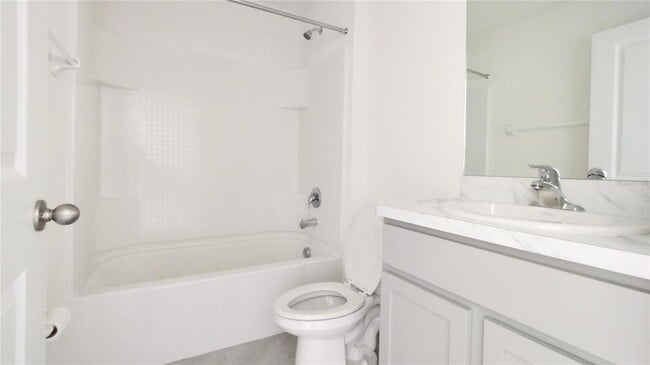 Building Photo - 16702 Carlton Pond St