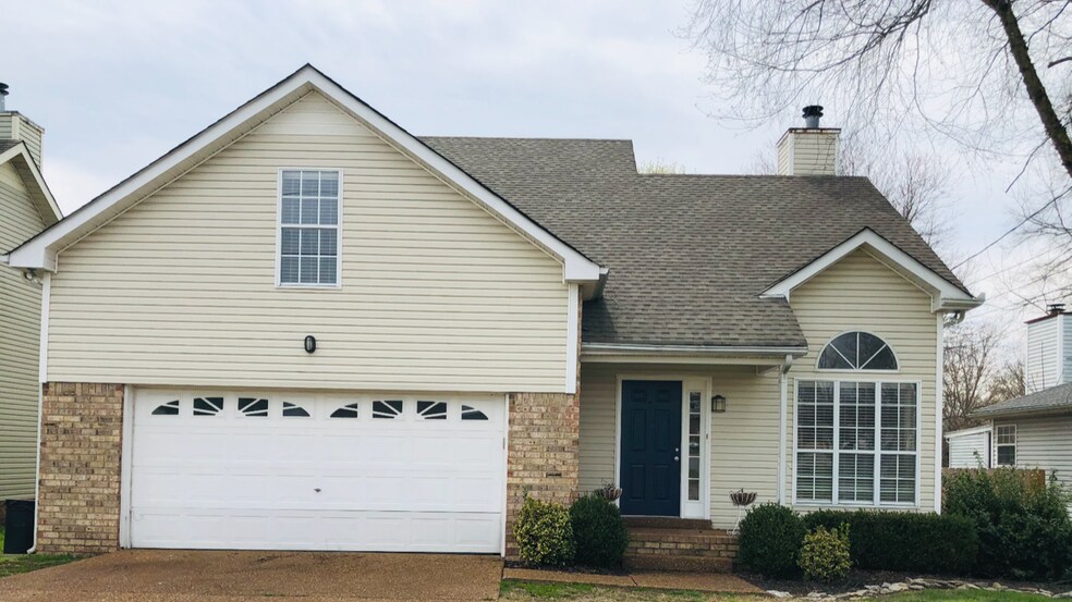 Building Photo - 141 S Birchwood Dr