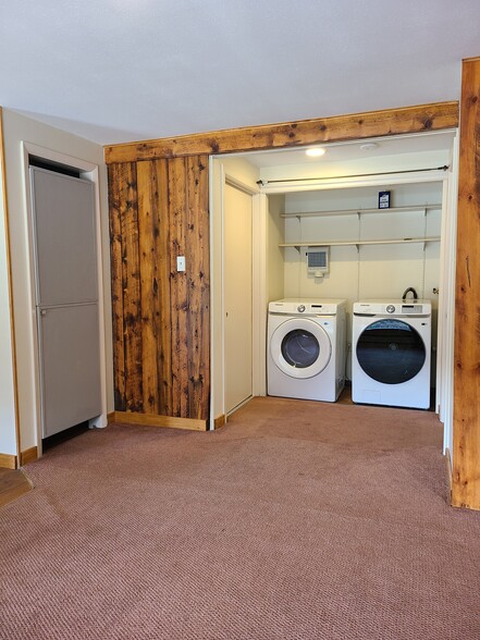 Building Photo - 1302 Colorado Blvd