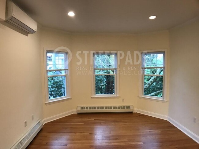 Building Photo - 2 bedroom in Cambridge MA 02138