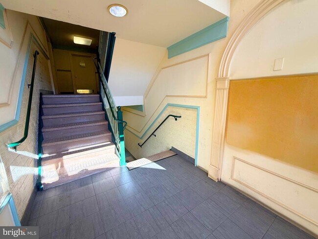 Building Photo - 7716 Hanover Pkwy