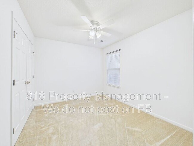 Building Photo - 8164 Drury Ave